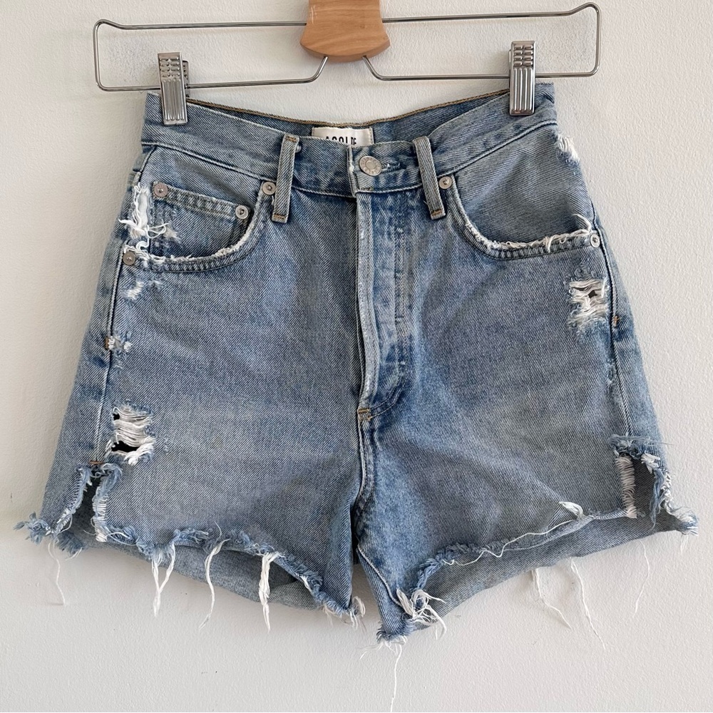 Agolde Dee Vintage high rise distressed light wash denim shorts size 23 - Picture 3 of 8